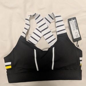 NWT SoulCycle x Lilybod sports bra size M
